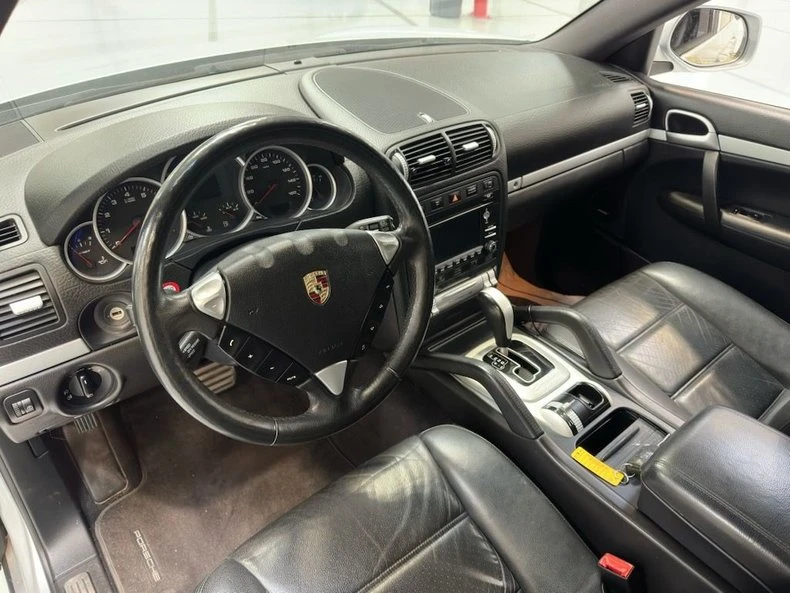 2009 Porsche 955/957 Cayenne S - Image 16 of 25