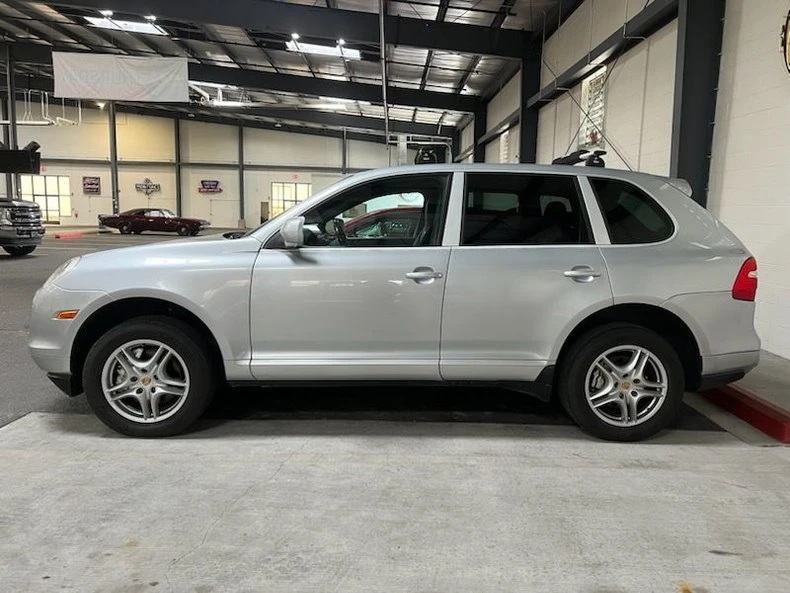 2009 Porsche 955/957 Cayenne S - Image 8 of 25