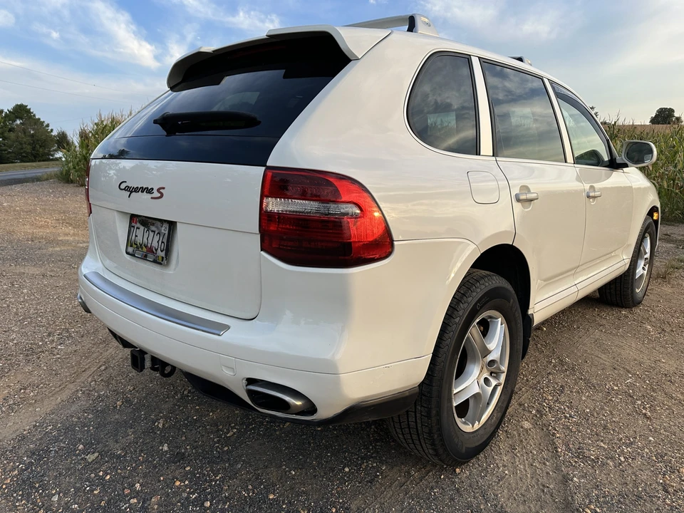 2009 Porsche 955/957 Cayenne S - Image 30 of 31