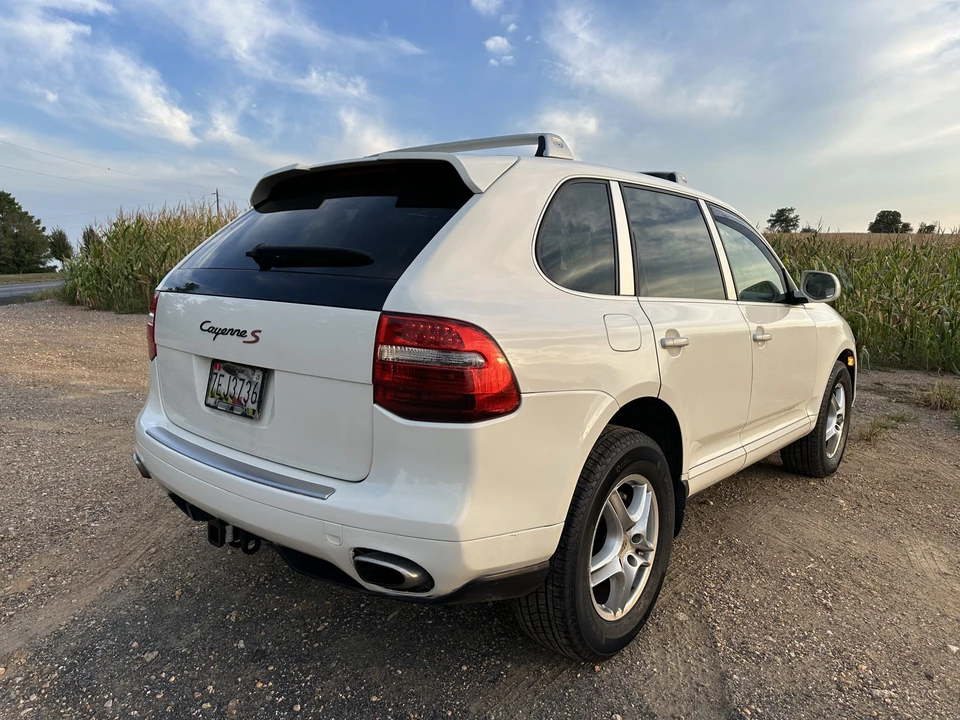 2009 Porsche 955/957 Cayenne S - Image 29 of 31