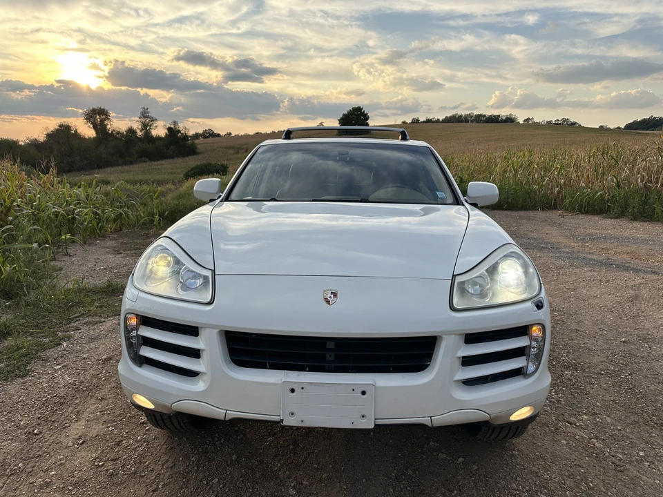 2009 Porsche 955/957 Cayenne S - Image 10 of 31