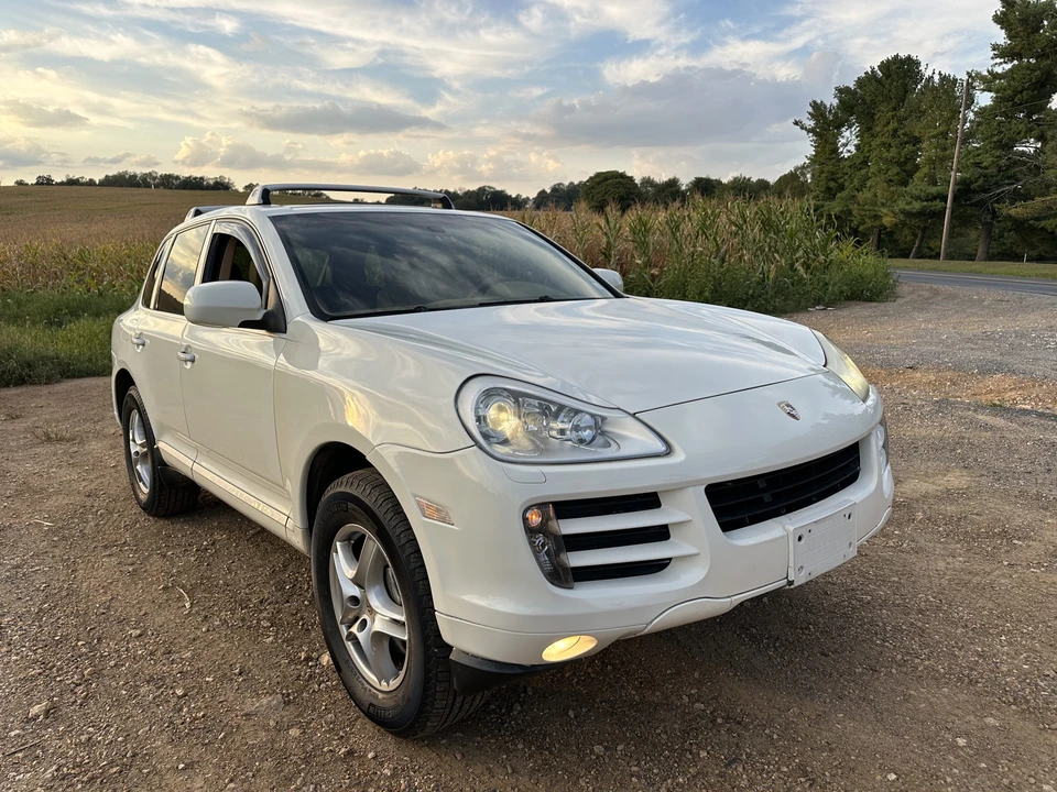 2009 Porsche 955/957 Cayenne S - Image 16 of 31