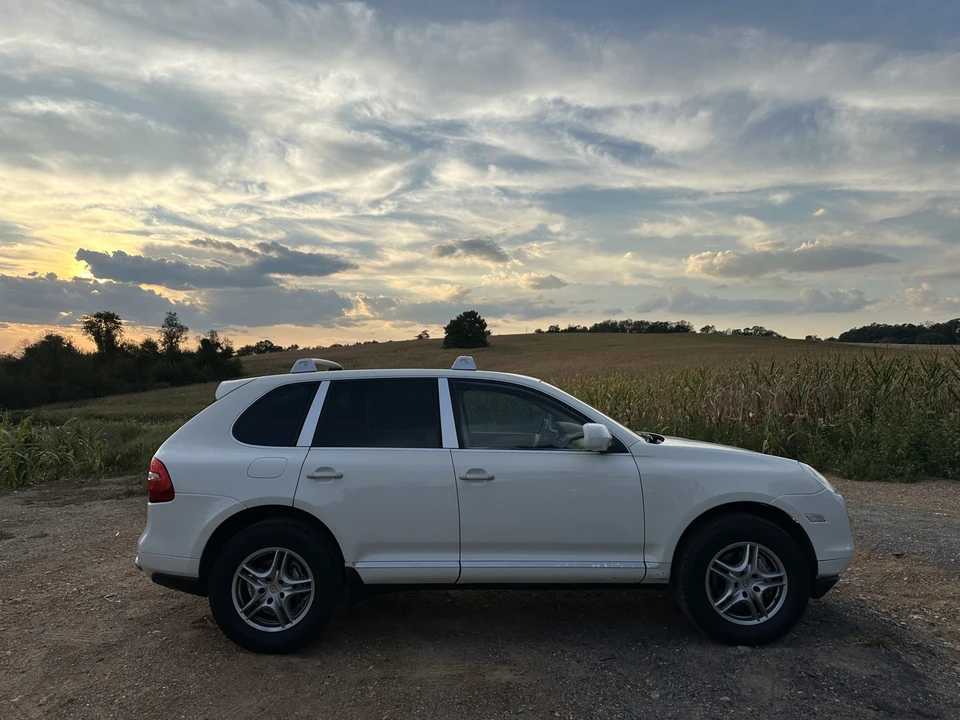 2009 Porsche 955/957 Cayenne S - Image 26 of 31