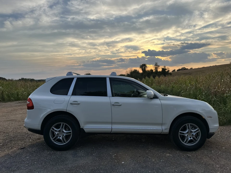 2009 Porsche 955/957 Cayenne S - Image 24 of 31