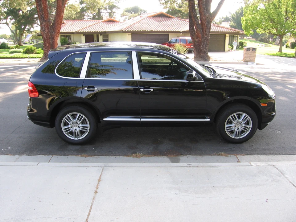 2009 Porsche 955/957 Cayenne - Image 12 of 31