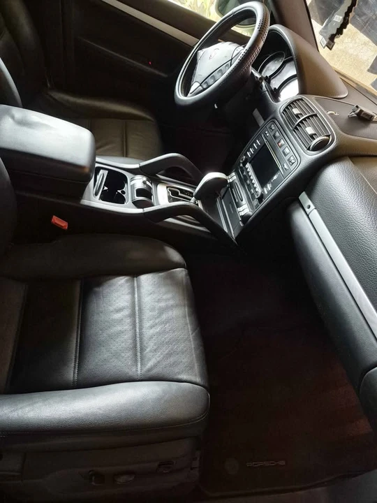 2009 Porsche 955/957 Cayenne - Image 11 of 12