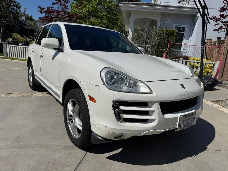 2009 Porsche 955/957 Cayenne - Image 3 of 24