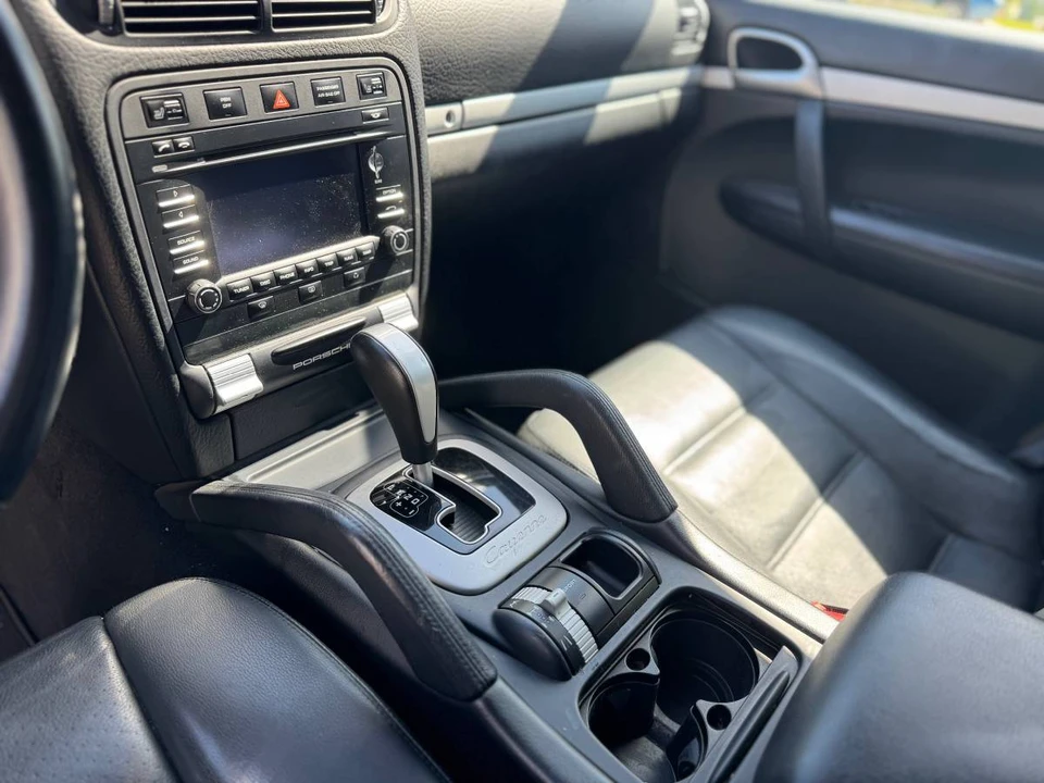 2009 Porsche 955/957 Cayenne - Image 20 of 24