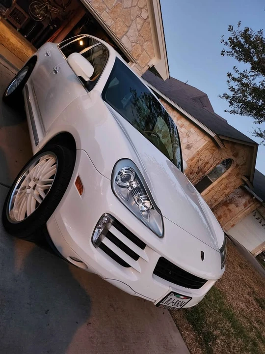 2009 Porsche 955/957 Cayenne - Image 3 of 12