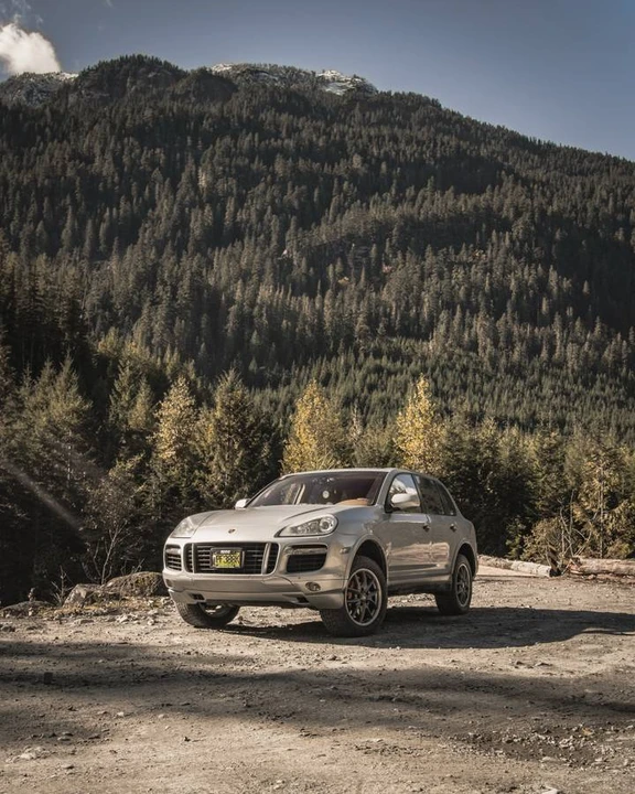 2009 Porsche 955/957 Cayenne Turbo - Image 9 of 17