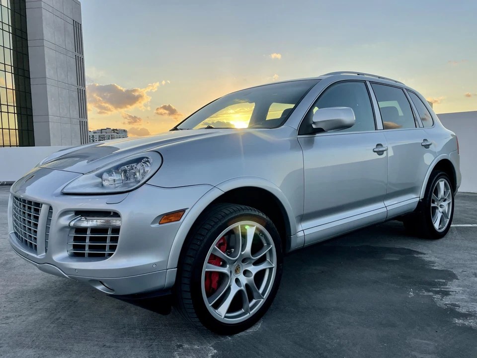 2009 Porsche 955/957 Cayenne Turbo - Image 5 of 31