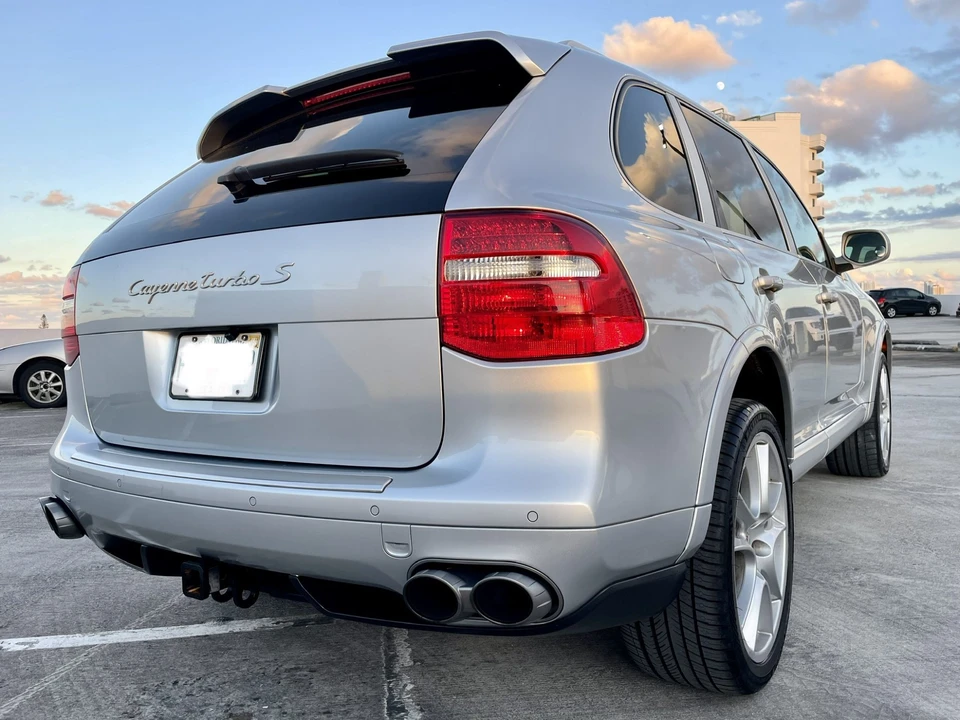 2009 Porsche 955/957 Cayenne Turbo - Image 11 of 31