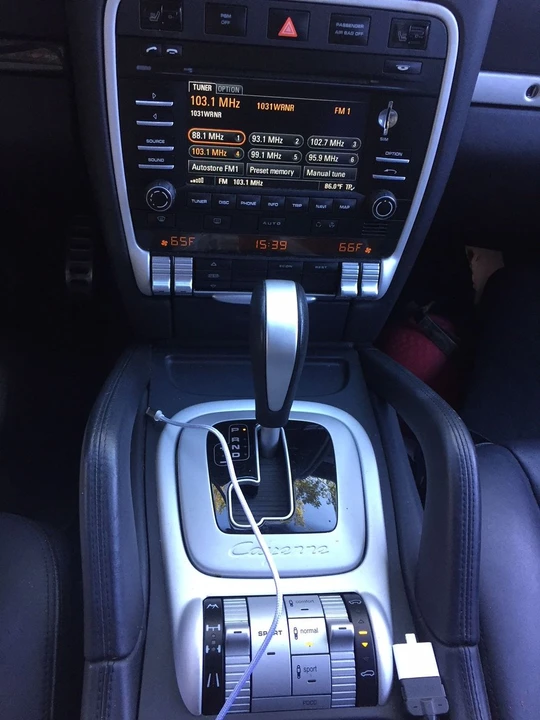 2009 Porsche 955/957 Cayenne Turbo - Image 10 of 18