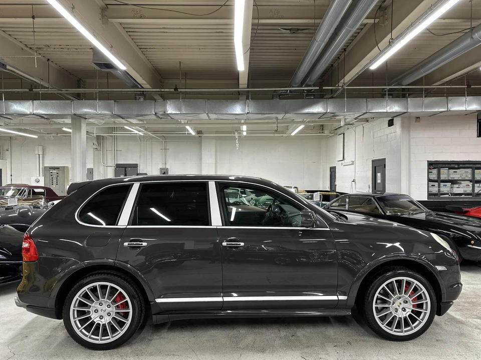 2009 Porsche 955/957 Cayenne Turbo - Image 14 of 31