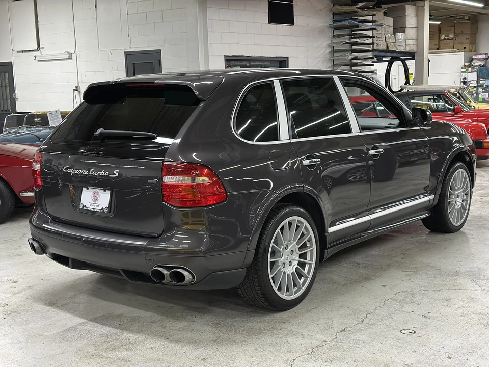 2009 Porsche 955/957 Cayenne Turbo - Image 15 of 31