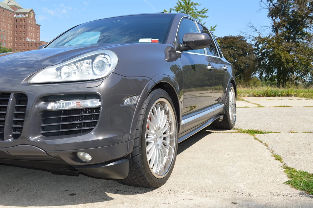 2009 Porsche 955/957 Cayenne Turbo - Image 16 of 31