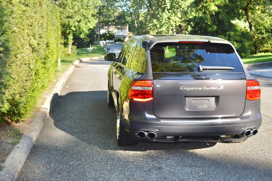 2009 Porsche 955/957 Cayenne Turbo - Image 11 of 31