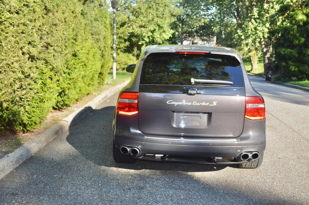 2009 Porsche 955/957 Cayenne Turbo - Image 8 of 31