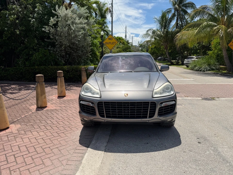 2009 Porsche 955/957 Cayenne Turbo S - Image 10 of 31