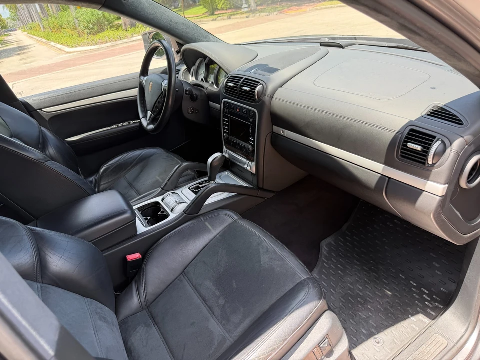 2009 Porsche 955/957 Cayenne Turbo S - Image 23 of 31
