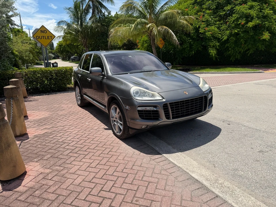 2009 Porsche 955/957 Cayenne Turbo S - Image 9 of 31