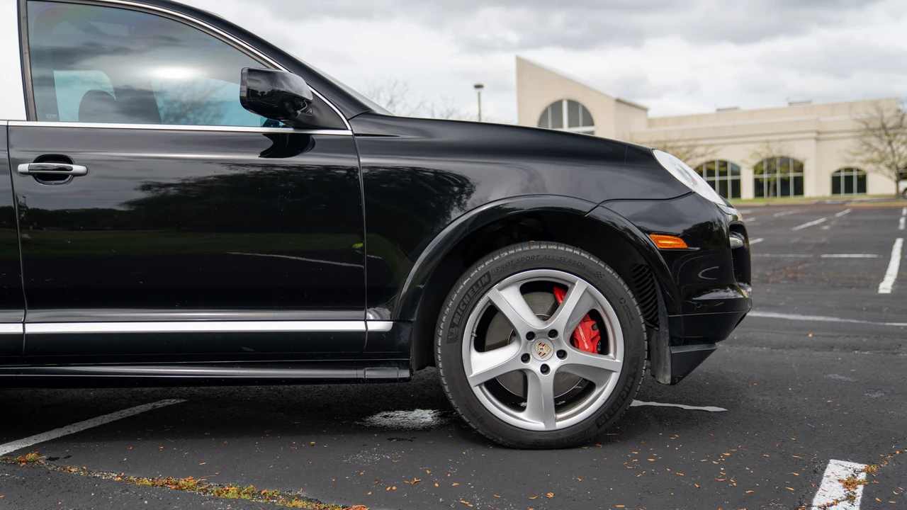 2009 Porsche 955/957 Cayenne Turbo - Image 28 of 31