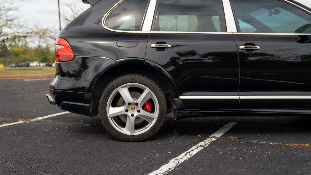 2009 Porsche 955/957 Cayenne Turbo - Image 27 of 31
