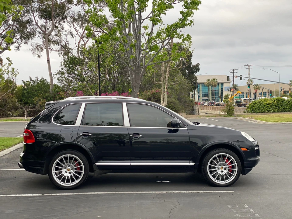 2009 Porsche 955/957 Cayenne Turbo - Image 10 of 28