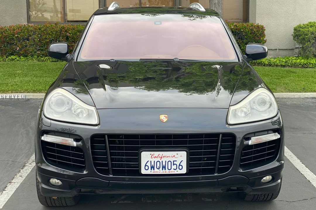2009 Porsche 955/957 Cayenne Turbo - Image 2 of 28