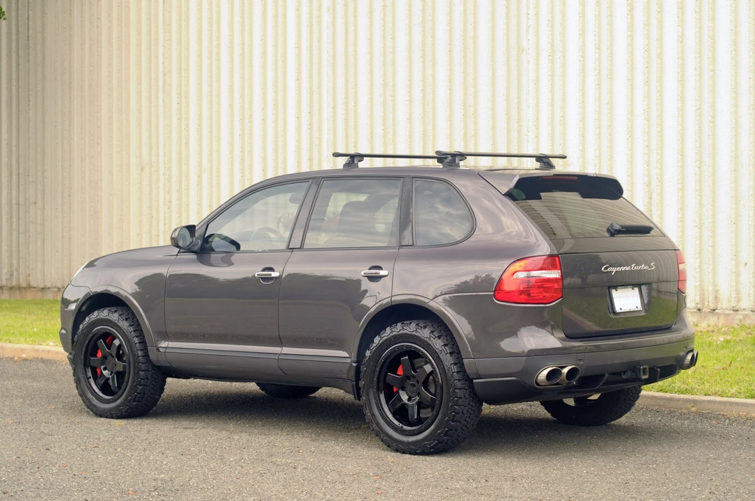 2009 Porsche 955/957 Cayenne Turbo - Image 8 of 31