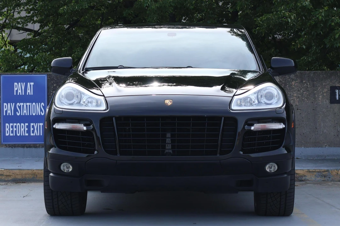2009 Porsche 955/957 Cayenne Turbo - Image 2 of 31