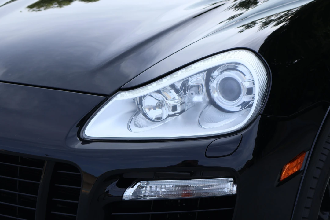 2009 Porsche 955/957 Cayenne Turbo - Image 15 of 31