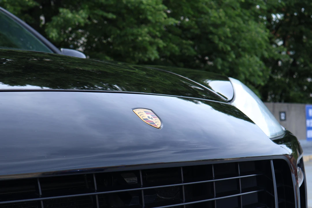 2009 Porsche 955/957 Cayenne Turbo - Image 12 of 31