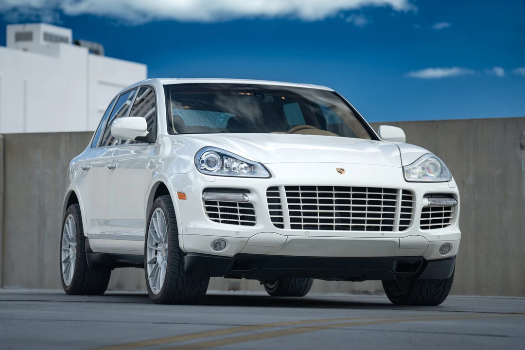 2009 Porsche 955/957 Cayenne Turbo - Image 6 of 31