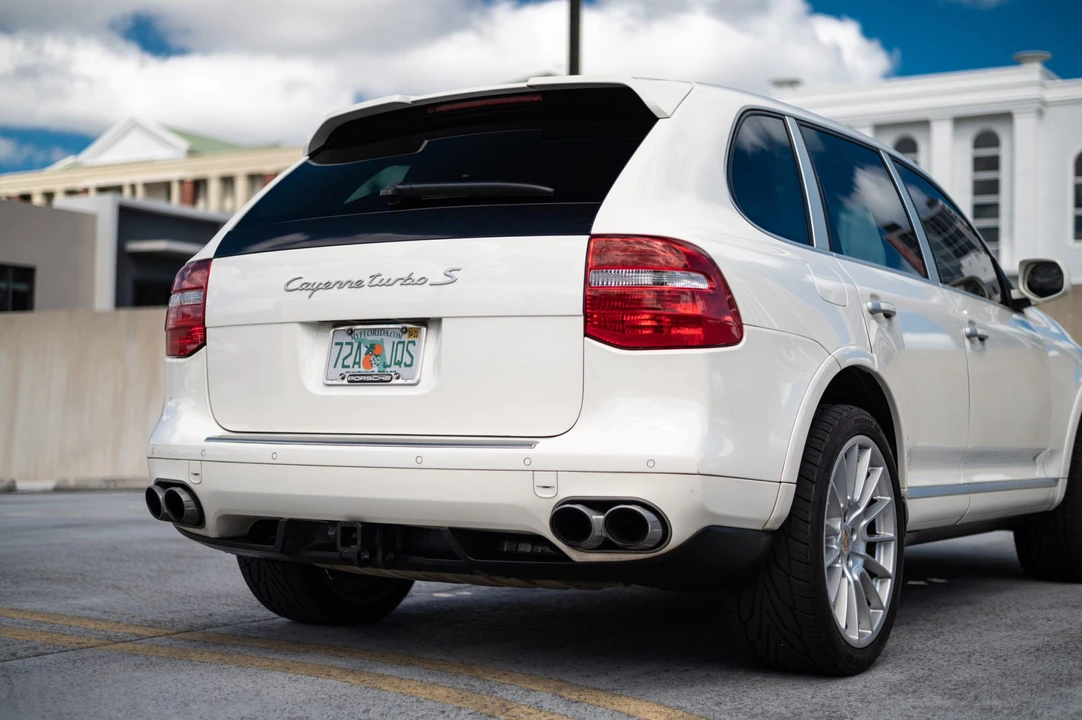2009 Porsche 955/957 Cayenne Turbo - Image 30 of 31