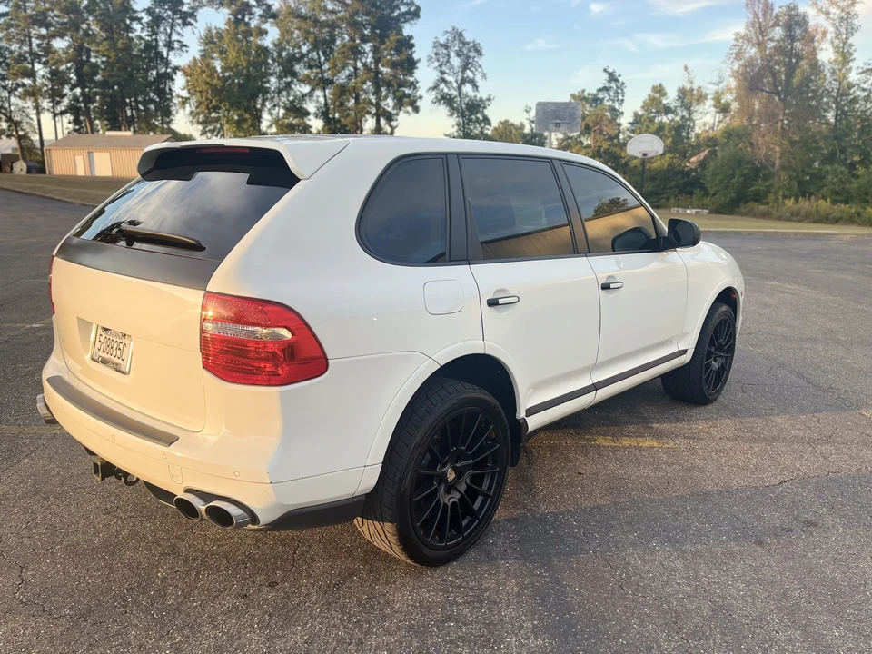 2009 Porsche 955/957 Cayenne Turbo - Image 19 of 31