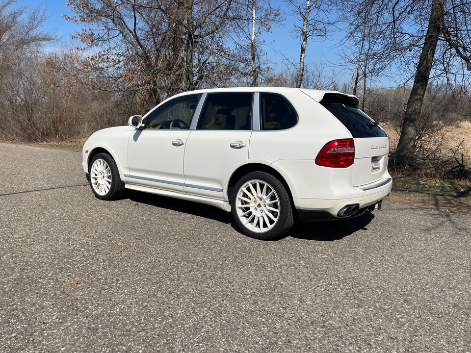 2009 Porsche 955/957 Cayenne Turbo - Image 16 of 31