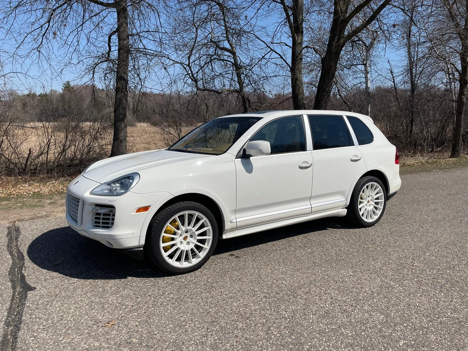 2009 Porsche 955/957 Cayenne Turbo - Image 12 of 31