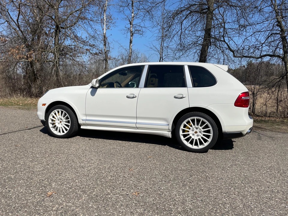 2009 Porsche 955/957 Cayenne Turbo - Image 15 of 31