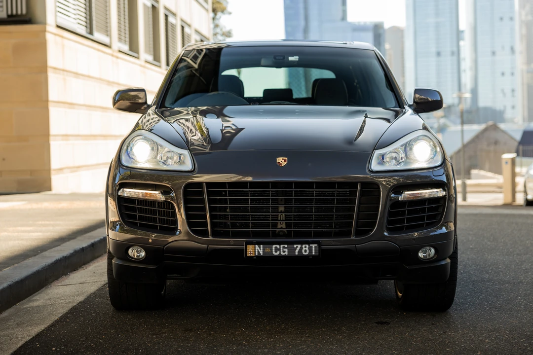 2009 Porsche 955/957 Cayenne Turbo - Image 3 of 31