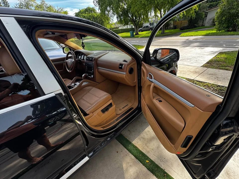2009 Porsche 955/957 Cayenne Turbo - Image 12 of 12