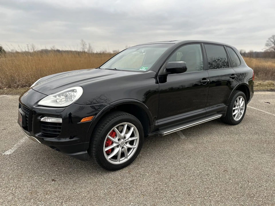2009 Porsche 955/957 Cayenne Turbo - Image 2 of 31