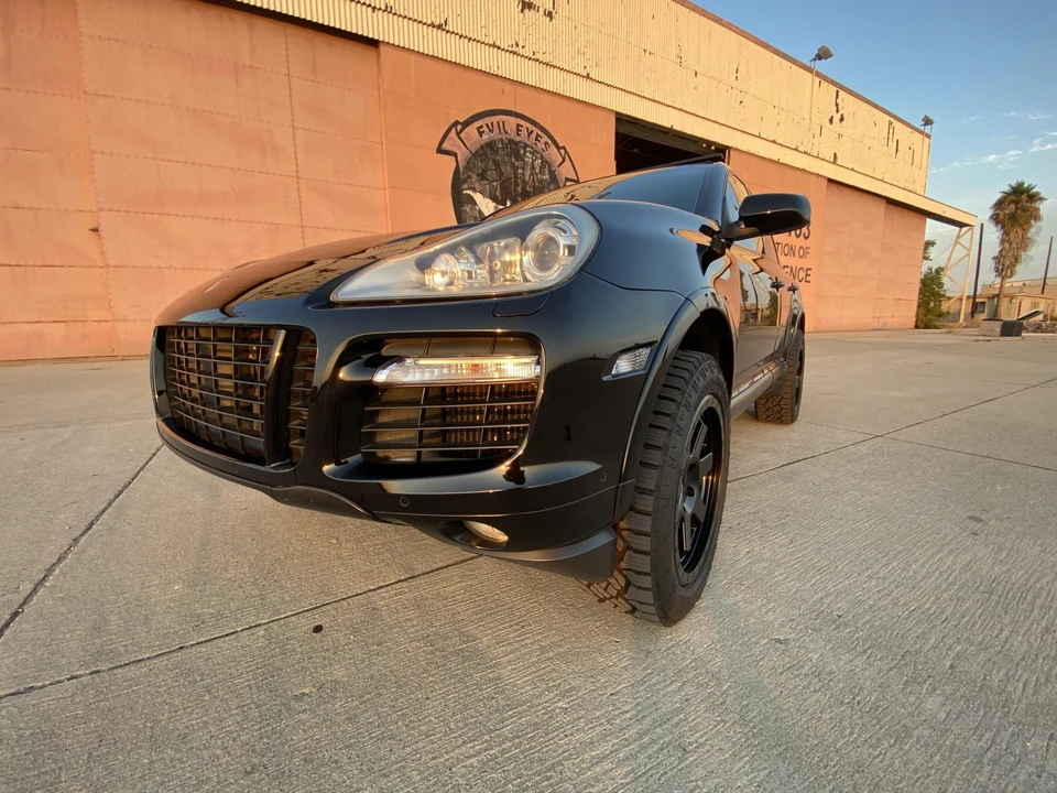 2009 Porsche 955/957 Cayenne Turbo - Image 2 of 31