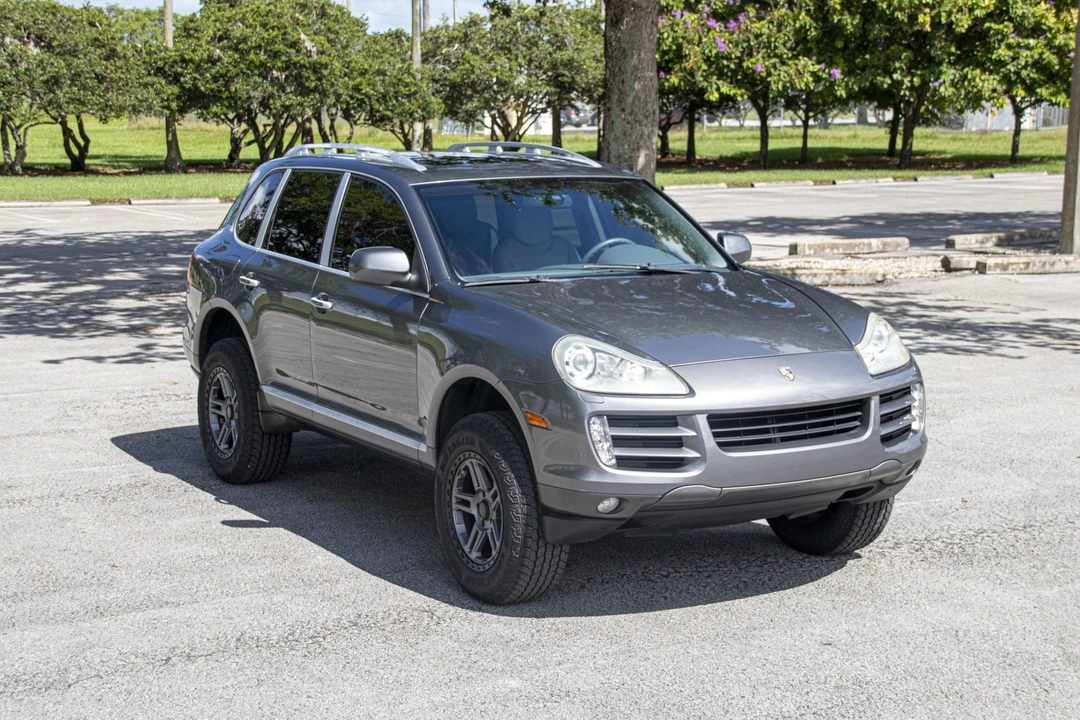 2009 Porsche 955/957 Cayenne - Image 13 of 31
