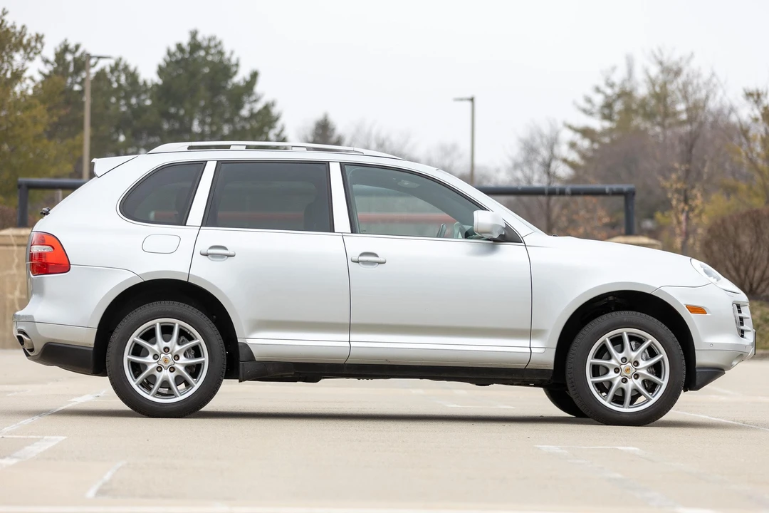 2009 Porsche 955/957 Cayenne - Image 3 of 31