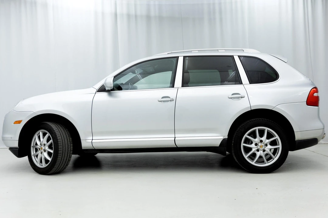 2009 Porsche 955/957 Cayenne - Image 24 of 31