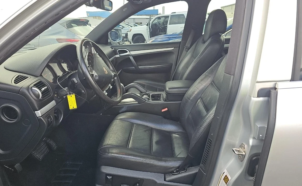 2009 Porsche 955/957 Cayenne - Image 8 of 12