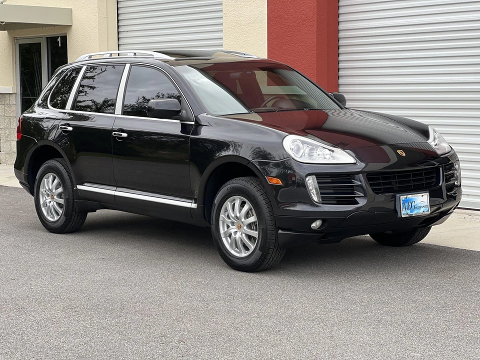 2009 Porsche 955/957 Cayenne - Image 2 of 31