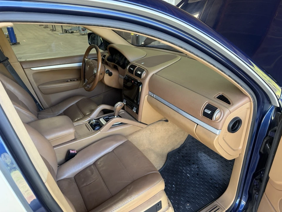 2009 Porsche 955/957 Cayenne - Image 14 of 19