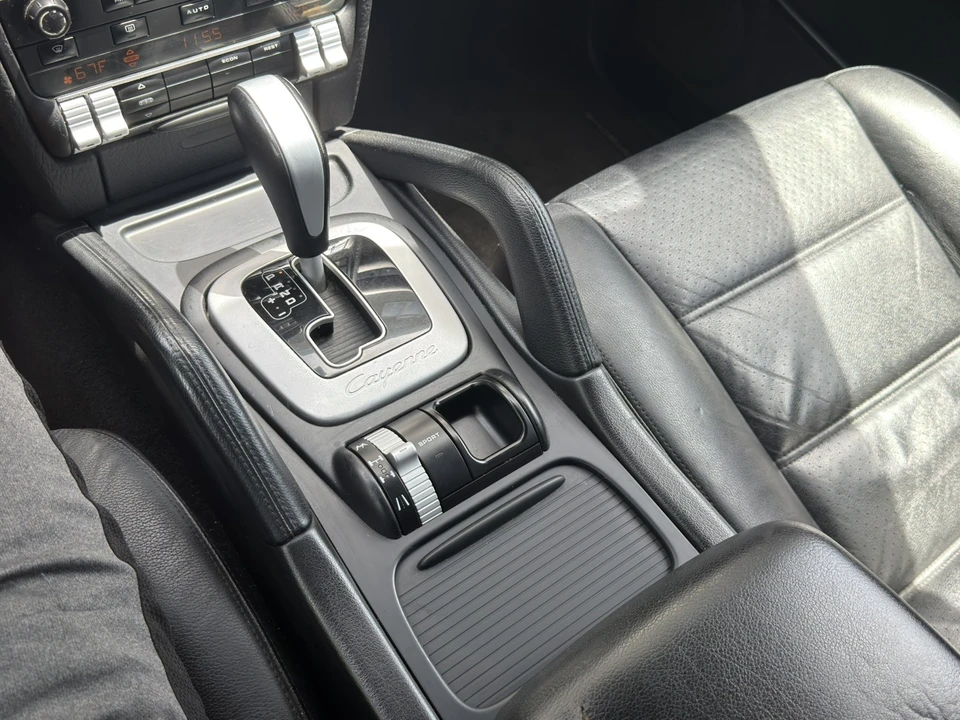 2009 Porsche 955/957 Cayenne - Image 26 of 31